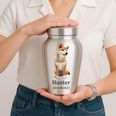 Personalised Dog Urn with Full Pet Portrait –... Personalised Dog Urn with Full Pet Portrait –...