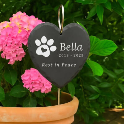 Personalised Heart Dog Grave Marker with Metal... Personalised Heart Dog Grave Marker with Metal...